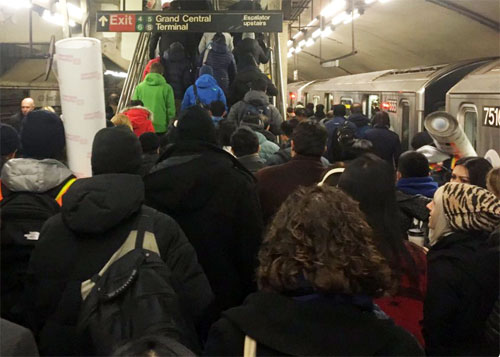 Delays on 15 Subway Lines as Cuomo Celebrates Free Wi-Fi
