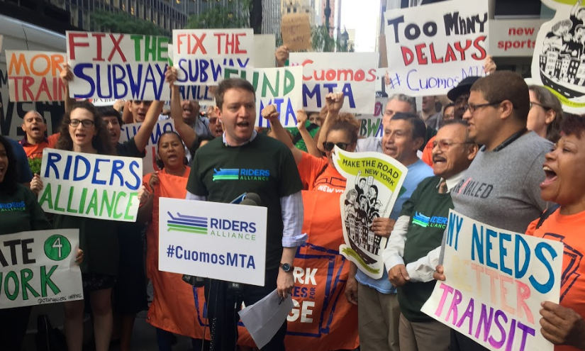 Riders Turn Up the Heat on Andrew Cuomo to Lead the MTA Out of This Subway Crisis