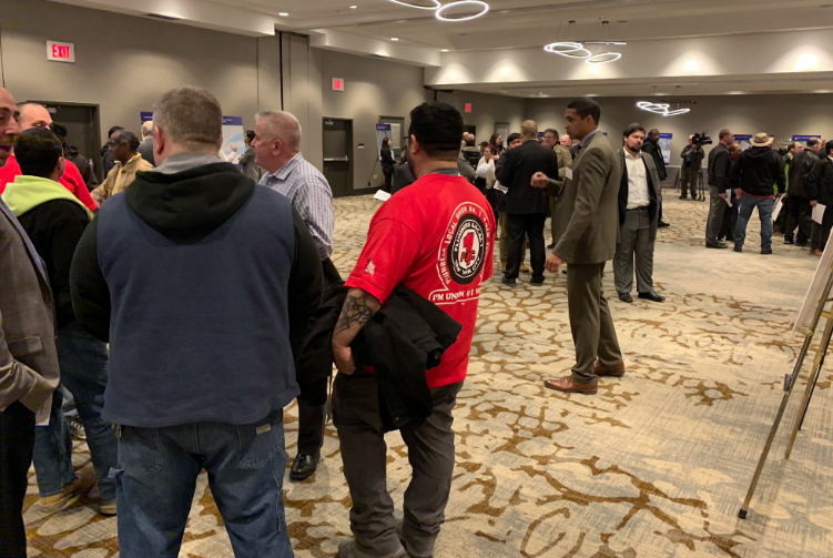 Op-Ed: The LaGuardia AirTrain Dog-and-Pony Show