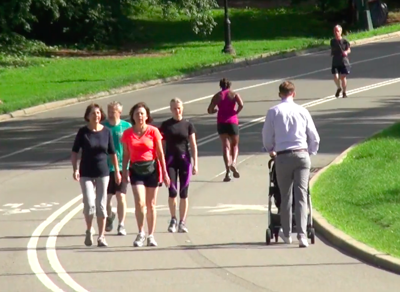 Mayor Not Ready to Ban Cars on Some Streets, Despite Cuomo Order