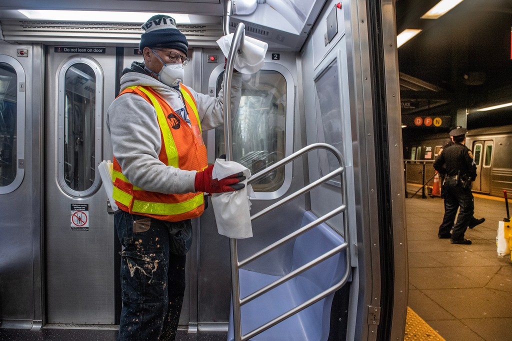 Governor, MTA Still Not Talking About Restoring 24-7 Subway Service