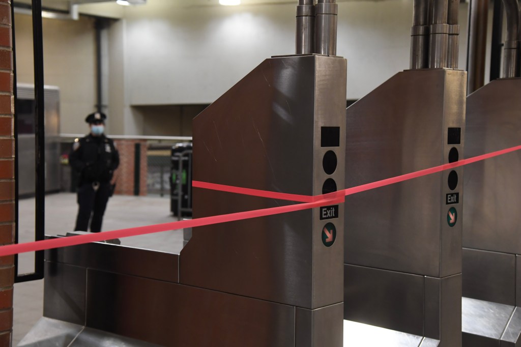 New Evasions Underscore 24/7 Subway Service Has Become a Political Hot Potato