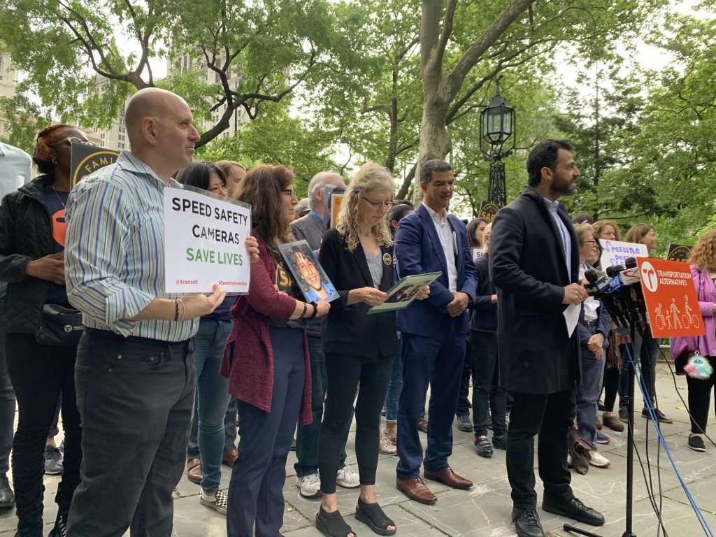 Amid Epic Crisis of Road Deaths, Some Members of the City Council Still Oppose Speed Cameras