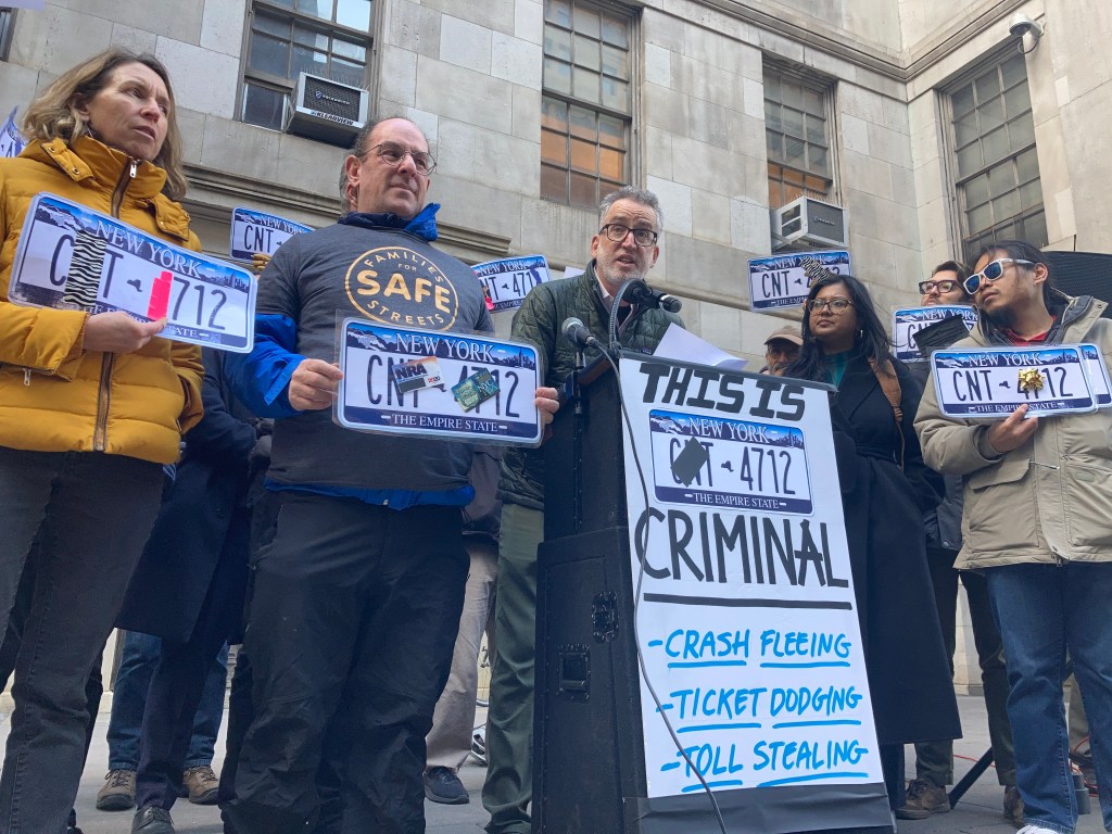 Attorney Arrested for ‘Criminal Mischief’ Charge Will Sue Driver for Wrongful Arrest