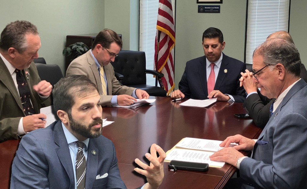 ‘Stop Super Speeders’ Bill Advances in Senate Committee