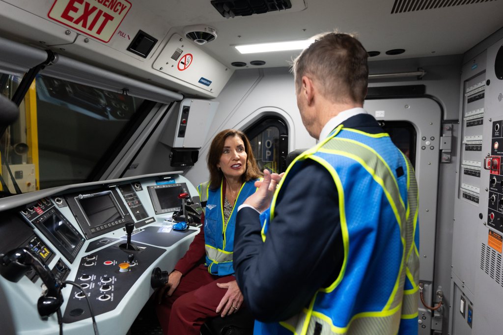 TRAIN IN VAIN: Amtrak Pulls Plug On Metro-North Expansion