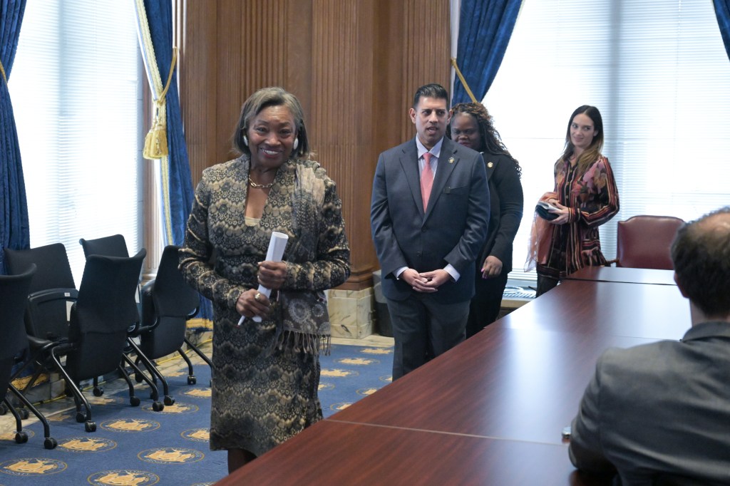 Wednesday Headlines: I Can’t Amtrak Your Logic Edition