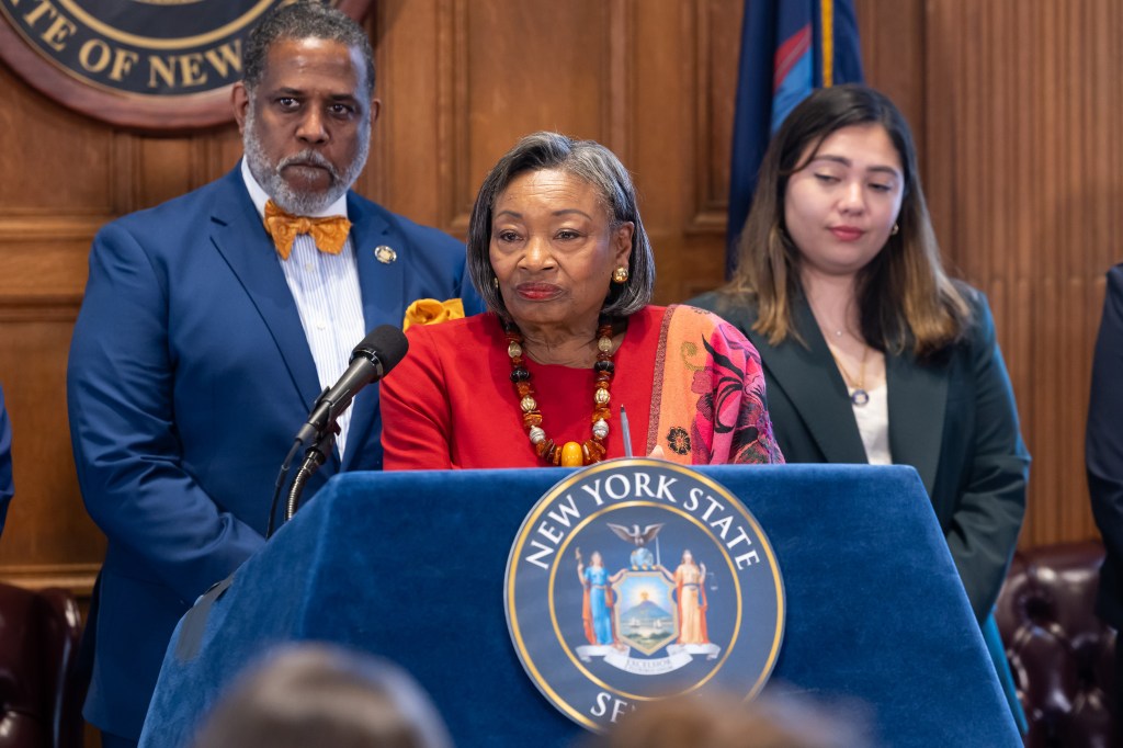 Thursday Headlines: Grand Compromise Edition